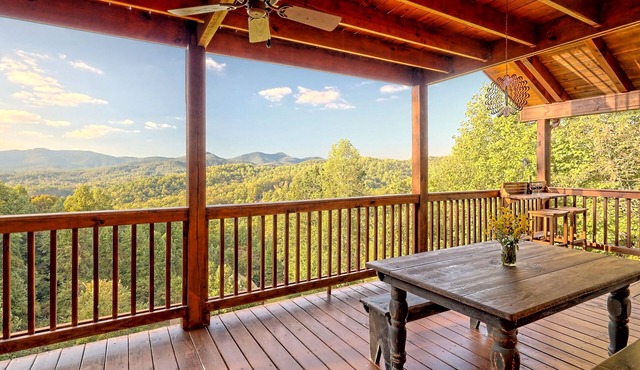 Special! April - June book at least 3 nights and 4th is free!