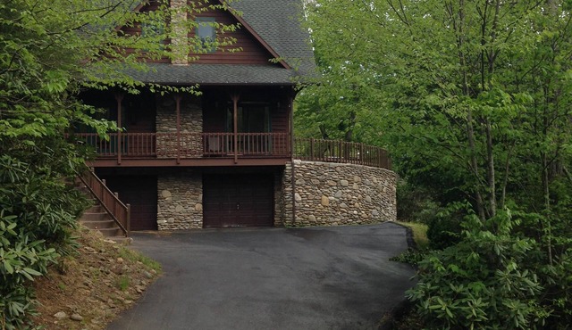 "Special Christmas Promotion 30% Discount!" Three Bears Cottage!