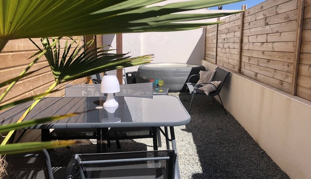 Special gd family, SPA PRIVÉ DS COUR a 400M plage