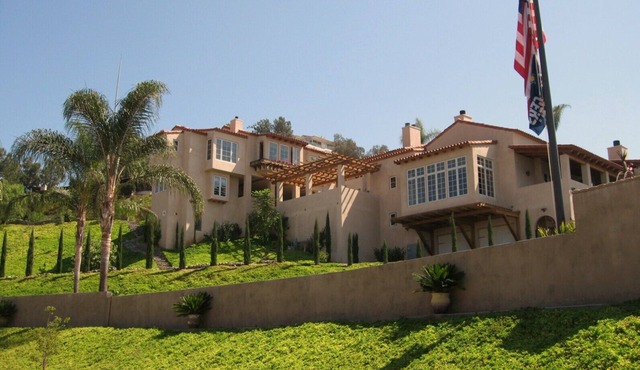 Special Italian Villa, Ocean/Sunset View, Pool, HotTub Near Attractions, Beaches