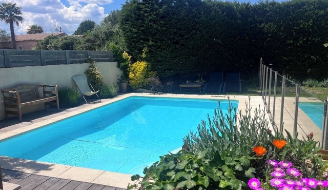 Special offer 🌴 Beautiful air-conditioned family villa with pool