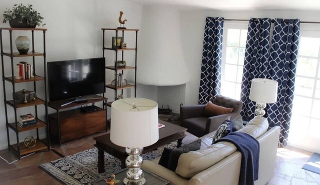 🔥SPECIAL OFFER! Casa Mañana Arcadia Lodge - Serene Resort-Style Bungalow