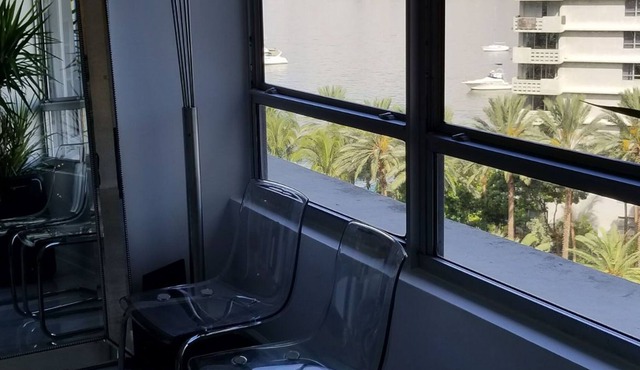 SPECIAL OFFER!! (SEP./OCTO.) IN THE HEART OF MIAMI BEACH