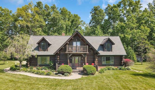 special offers: 20% off all winter bookings,10% discount for early reservations.