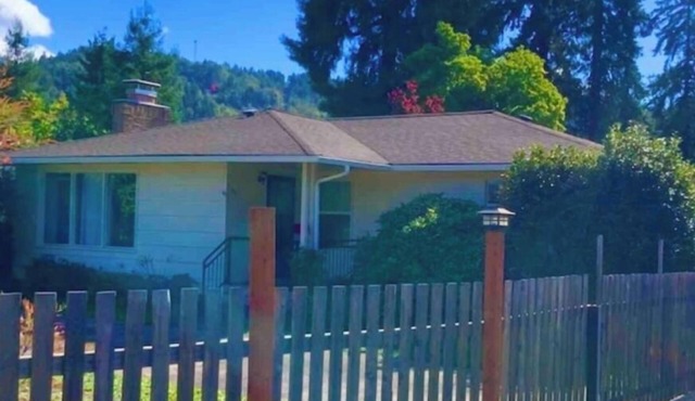 SPECIAL PRICING FEB AND MARCH! 4 BEDROOM House across from River in Prime area