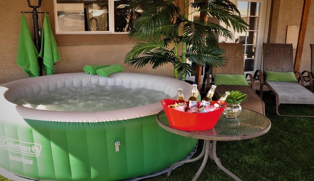 Specious House with HOT TUB/BREAKFAST/BBQ/Netflix