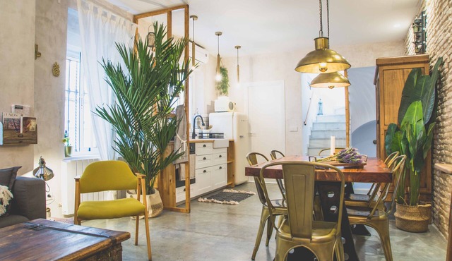 SPECTACULAR 3 BEDROOMS HOUSE, 2 PRIVATE TERRACES.