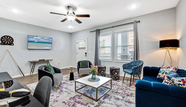 Spectacular 6-BR Duplex for 20, 4 Baths, Unmatched Comfort & Style!