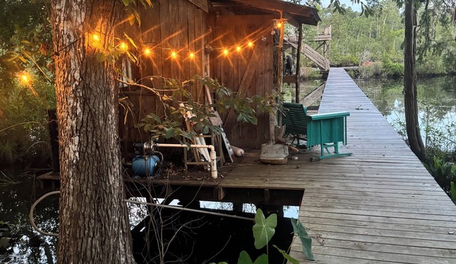 Spectacular apartment for rent on the beautiful Bayou Sara Creek in Mobile, AL