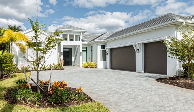 SPECTACULAR BRAND NEW ESTATE HOME IN THE PENINSULA - TREVISO BAY POOL/SPA +
