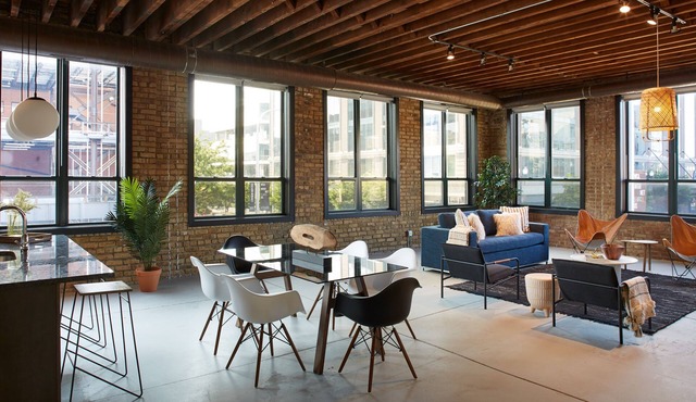 Spectacular Corner 3BR Loft In Fulton Market | Featured In Architectural Digest