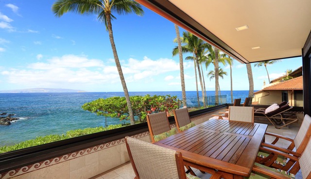 Spectacular Corner Oceanfront Escape: Luxurious Makena Surf Resort G-206