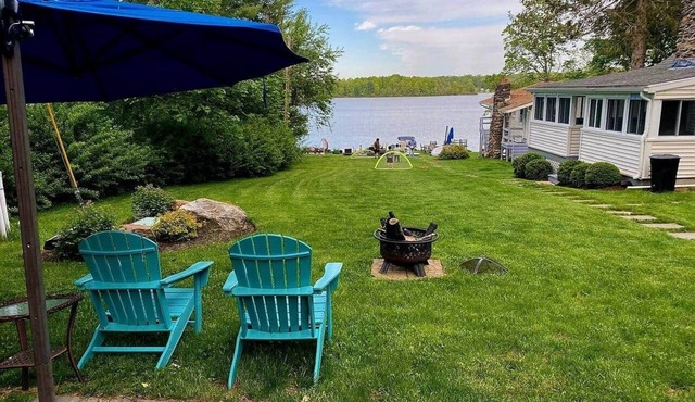 Spectacular Cottage at Bantam Lake, Sleeps 12