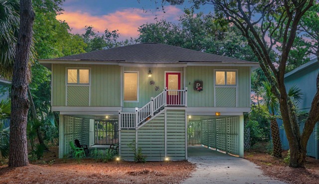 Spectacular Home in Paradise! Centrally Located in Wild Dunes