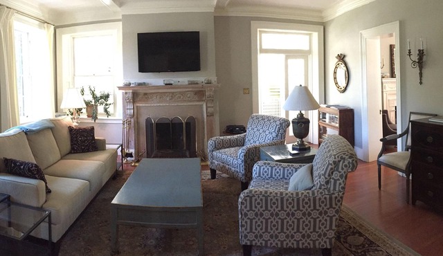 Spectacular Home in Downtown Saint Andrews - 4 night min