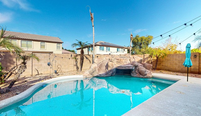 Spectacular home with private pool & pool chiller, grill, loft w/games