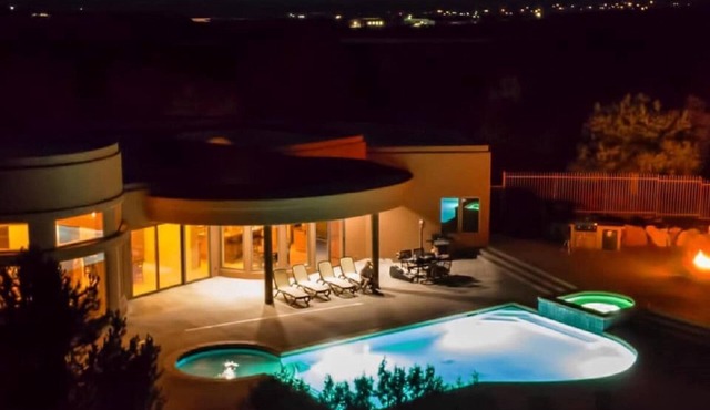 Spectacular Home with Private Pool and Spa and Million Dollar Views