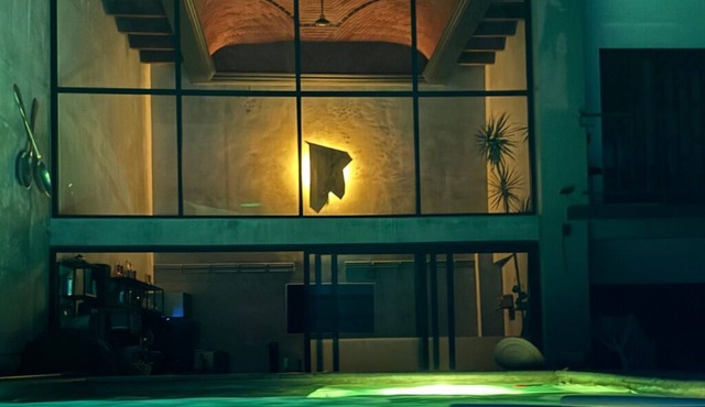 Spectacular house: barbecue, pool, garden and games.