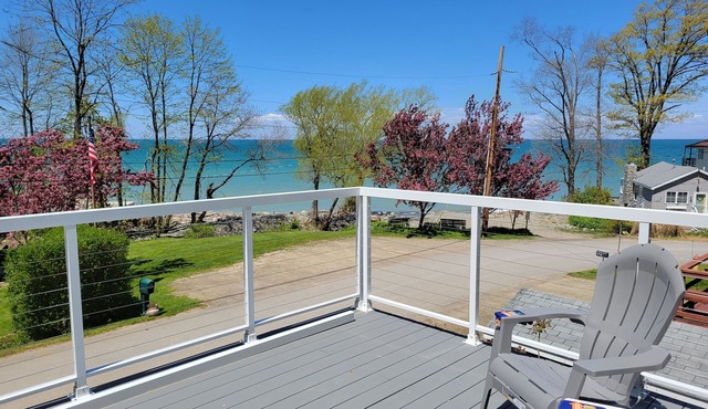 Spectacular Lake Erie Sunsets with beach access