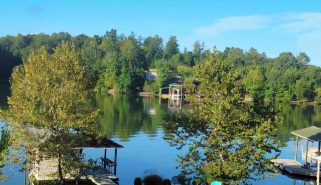 Spectacular lake views, steps to lake, firepit memories, hot tub & deck