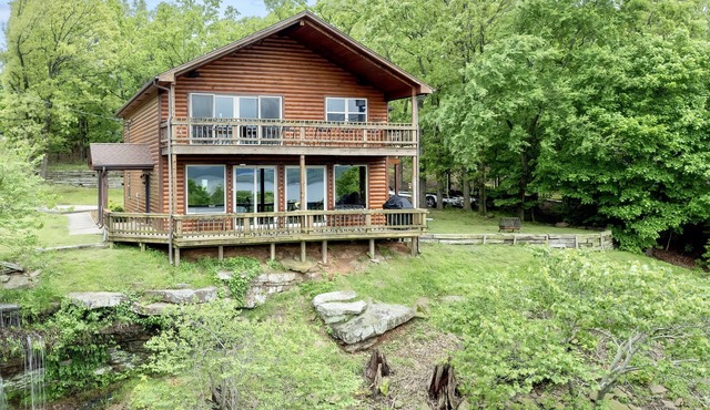 Spectacular Lake View, Luxury Cabin provides the perfect gathering place.
