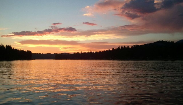 *Spectacular Lake Views Open Floor Plan Fully Stocked Huge Deck*