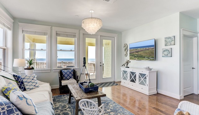 SPECTACULAR, LUX, BEACHFRONT Villa/WOW Views/Steps to Beach & Resort/WIFI/Pool