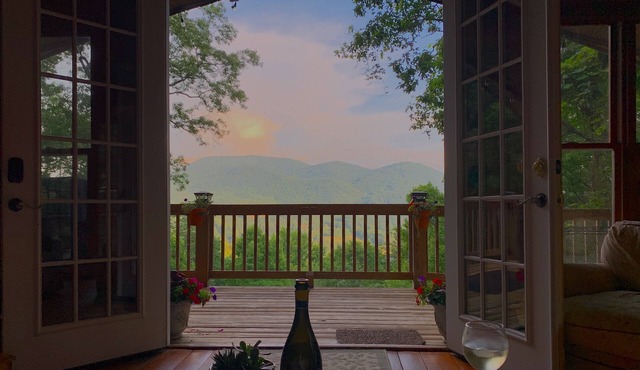 Spectacular mountain views *** HANGOVER MOUNTAIN***