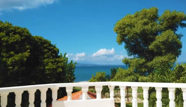 "Spectacular Oceanfront Villa with Pool Paradise 6 Bedrooms 6 Baths - Sleeps 20"