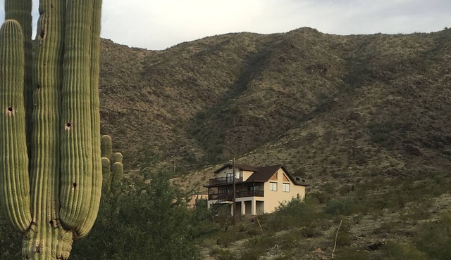 Spectacular panoramic Phoenix Valley views and desert mountain hiking/bicycling