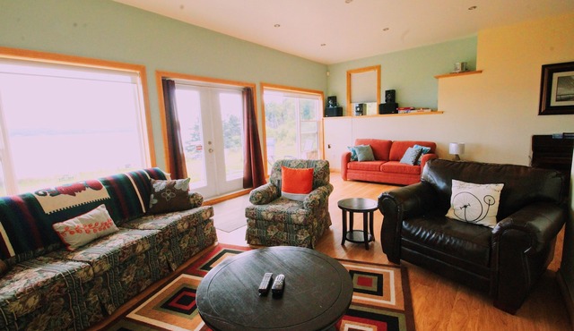 Spectacular Private Beachfront on Bras D'or Lakes, Luxury, Modern, Spacious