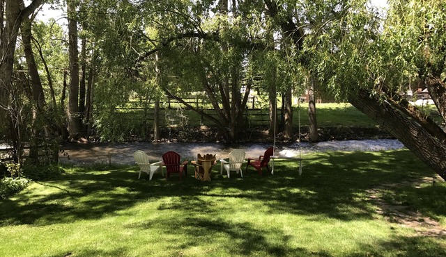 Spectacular Retreat Minutes from Downtown Bozeman - 4 Bedrooms on Tranquil Creek