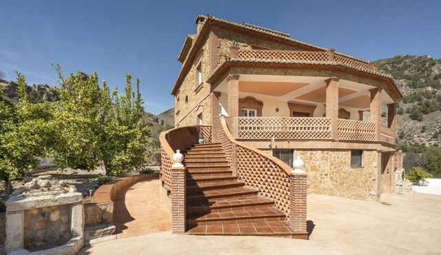 Spectacular Rural House Villa la Gaviota