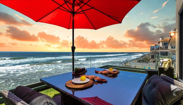 Spectacular Single-Family Beachfront Home P1023-0