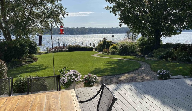 Spectacular Sunset Lake House w/Dock And Enchanting Views