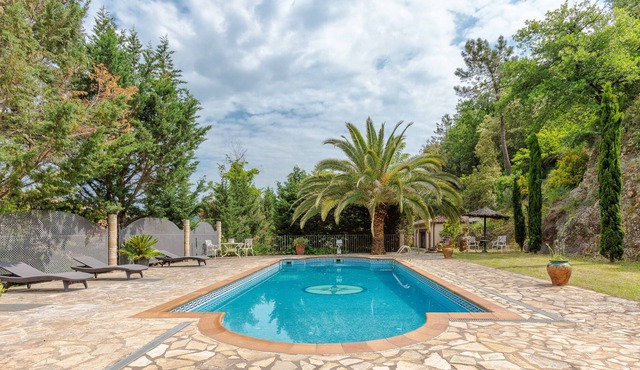Spectacular town house, total disconnection * G *