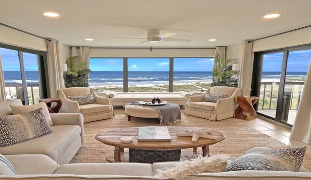 Spectacular Villa with 2 king OCEANFRONT bedroom suites just steps to the Ritz!