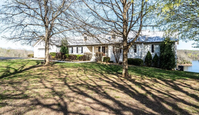 Spectacular views and location on Tim's Ford Lake!