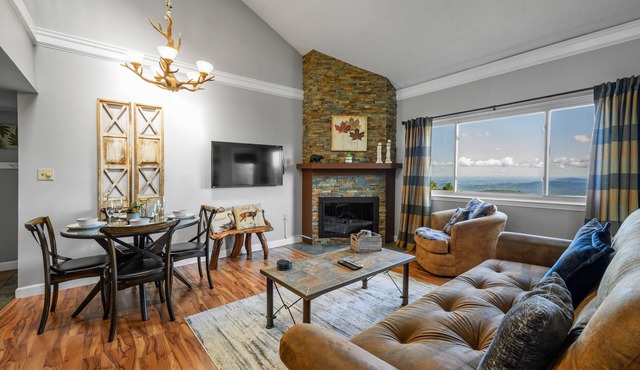 SPECTACULAR VIEWS✅️FastWiFi/HotTub/Sauna/Seasonal Pool/3.5 miles to Gatlinburg