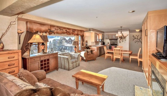 Spectacular Views, Pool, Hot Tub, Mountain Village