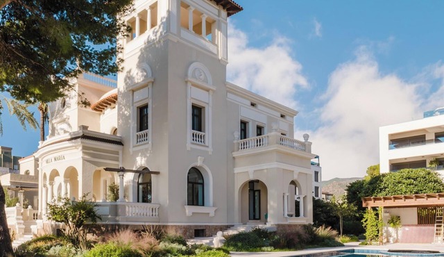 Spectacular Villa on the Mediterranean