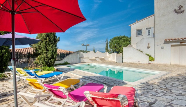 SPECTACULAR VILLA WITH PRIVATE POOL IN MONTGÓ, L'ESCALA
