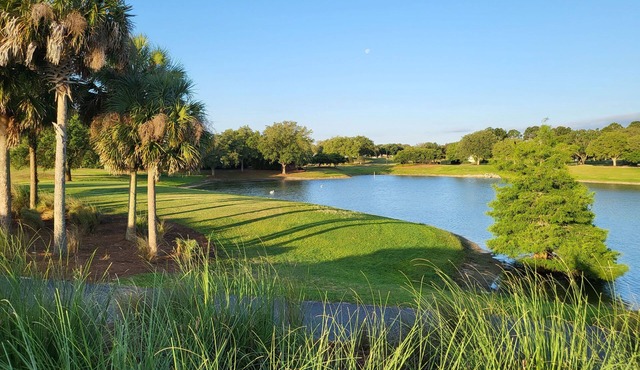 Spectacular water and golf course views