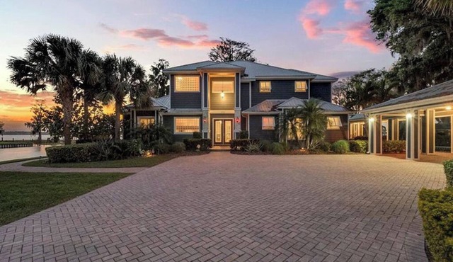 Spectacular Waterfront Home in Winter Haven