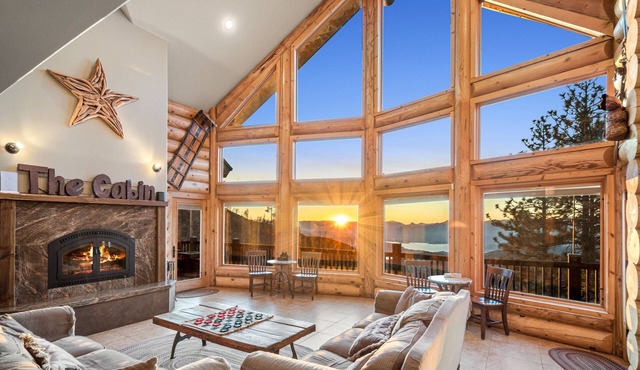 Spectacular West Coast Cabin: Bike, Hike & Ski