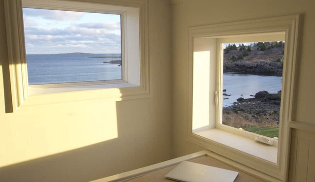 Spectacularly situated on the beach on the cliffs of Cape Breton with private beach