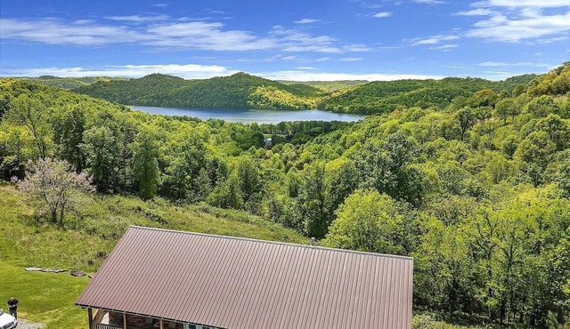Specular Lake Vews in Historic Granville,TN