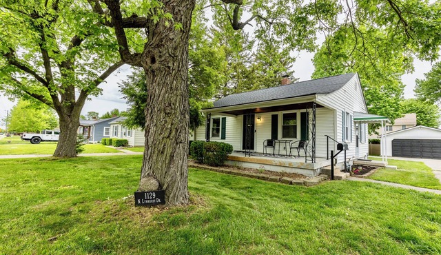Speedway "Finish Line" House