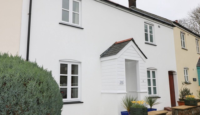 SPEEDWELL, pet friendly, country holiday cottage in Charlestown