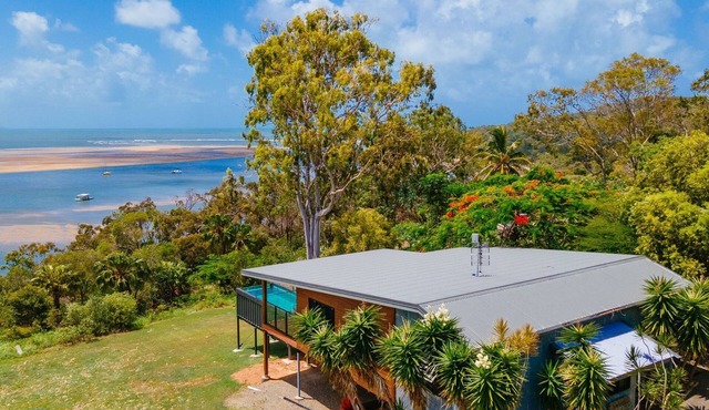 SPEEDYS SHACK 1770 - panoramic ocean & bay views